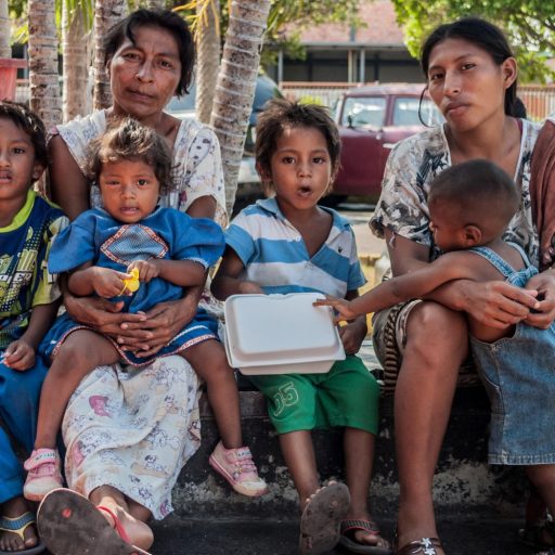 Homelessness_in_Venezuela_2000